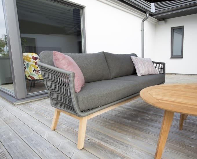 Ażurowa sofa technorattan teak Kent