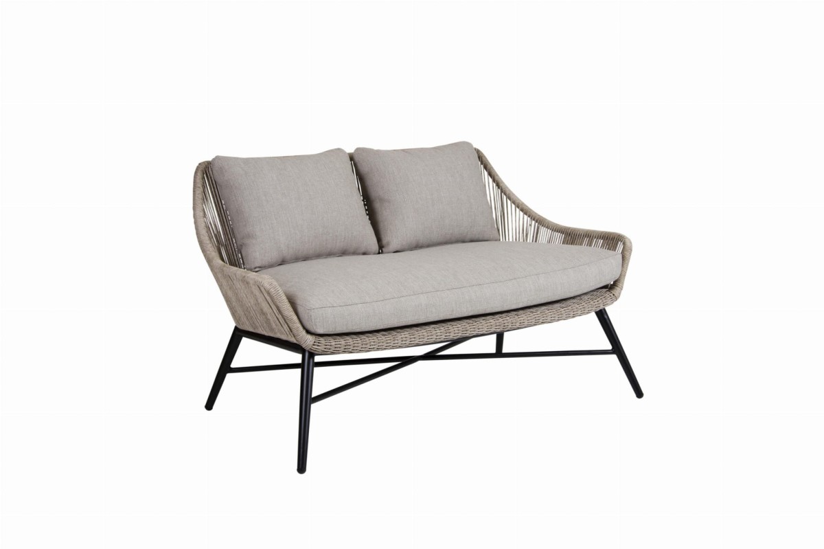 32353 4052-8-21-02_Pembroke_2-seatersofa_Single press_32353.jpg