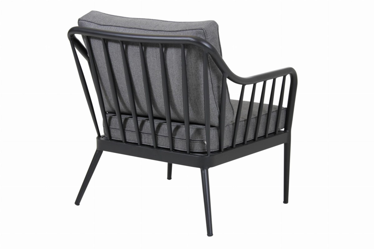 26113 6911-8-7_Coleville_armchair_Single press_26113.jpg