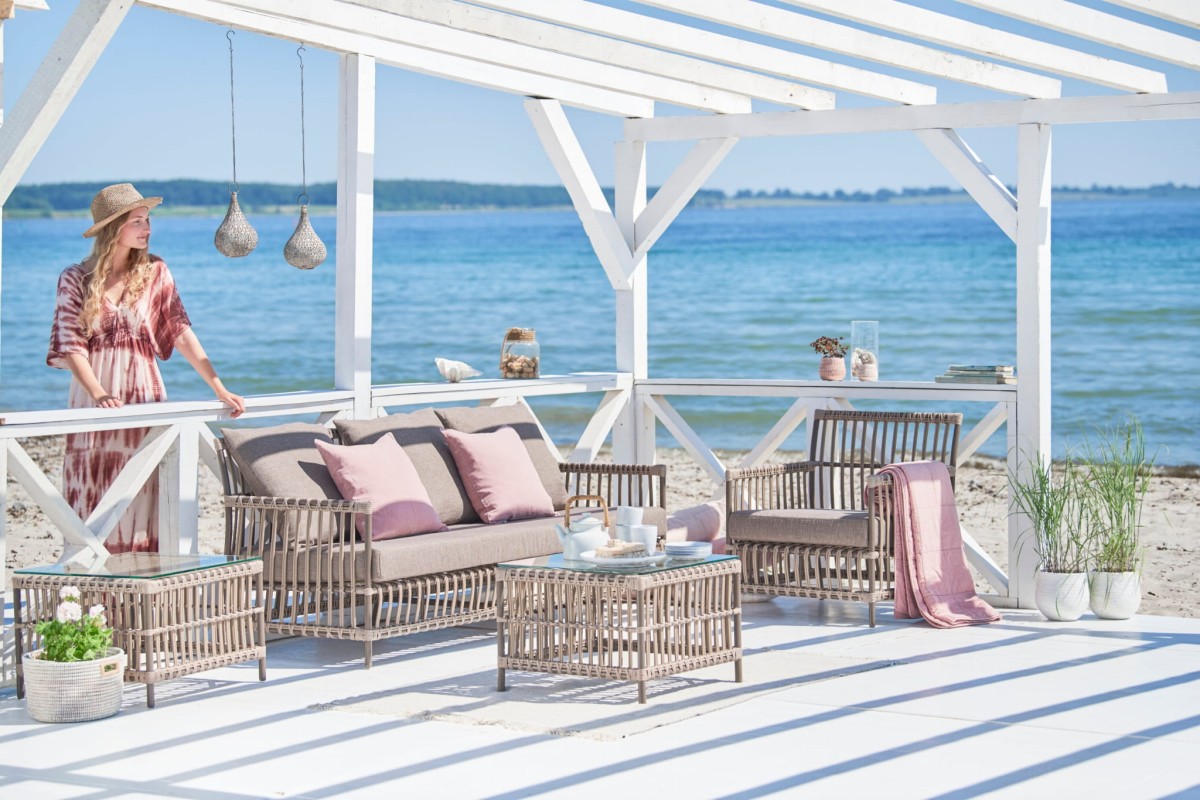 Zestaw wypoczynkowy Caroline ze stolikiem teak Julian