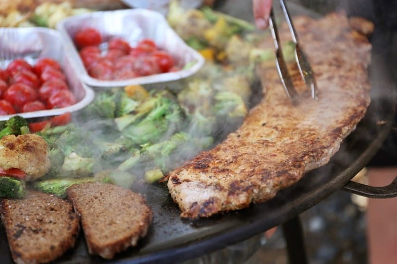 Patelnia z nóżkami na ognisko 58cm Muurikka