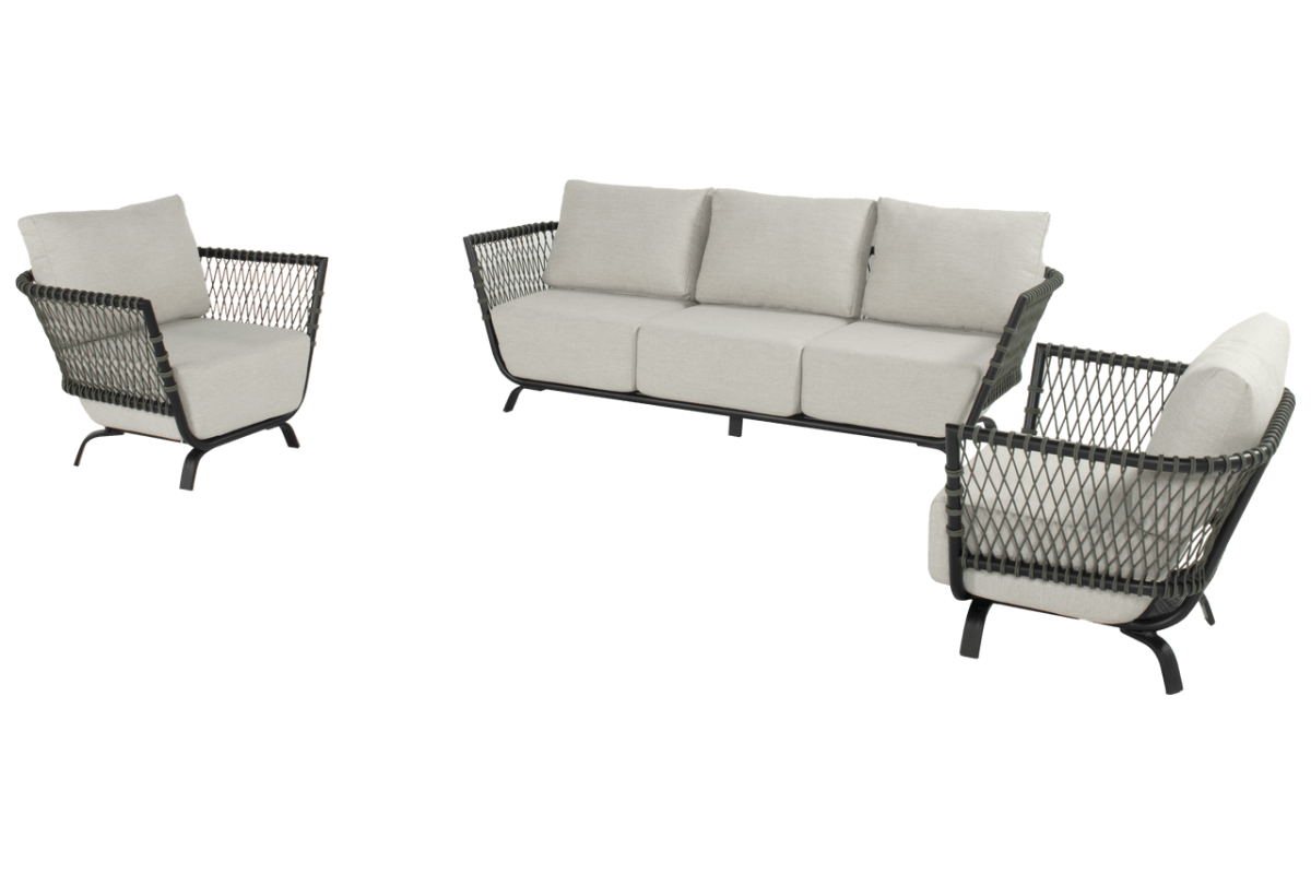 lr_72985780_72986780_1 (1) (1).png
