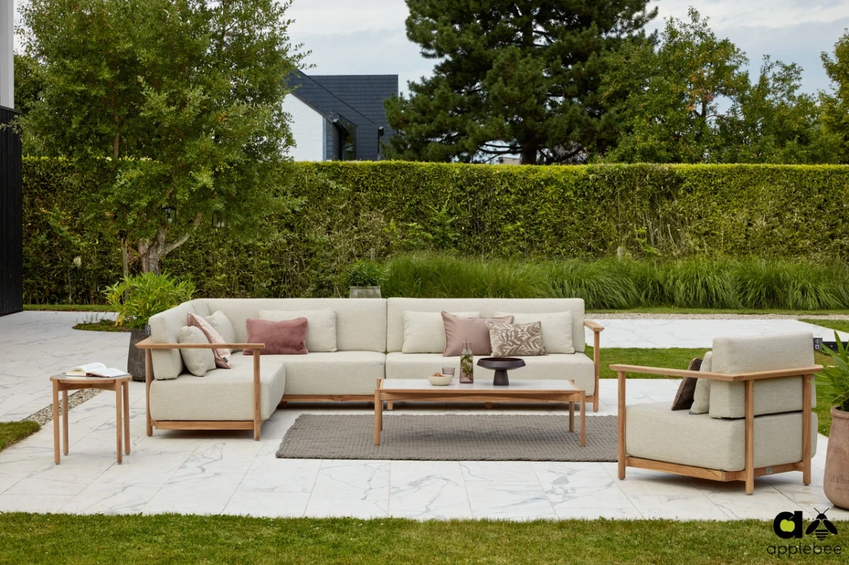 2023_St Lucia_Teak_HR_Amb_logo-.webp