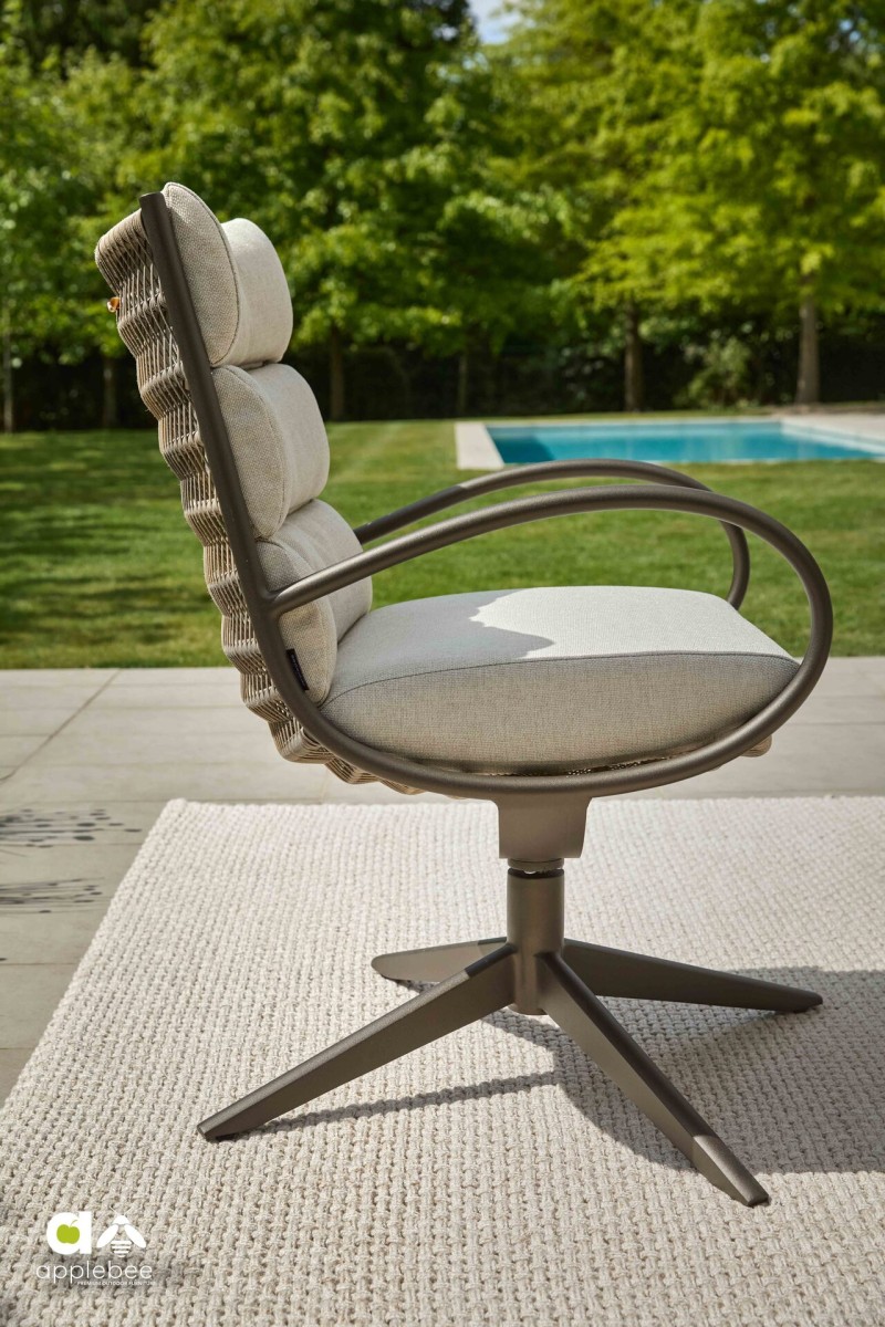 2026_Apple_Bee_Camp Bay_Bronze_Amb_LRML-01.jpg