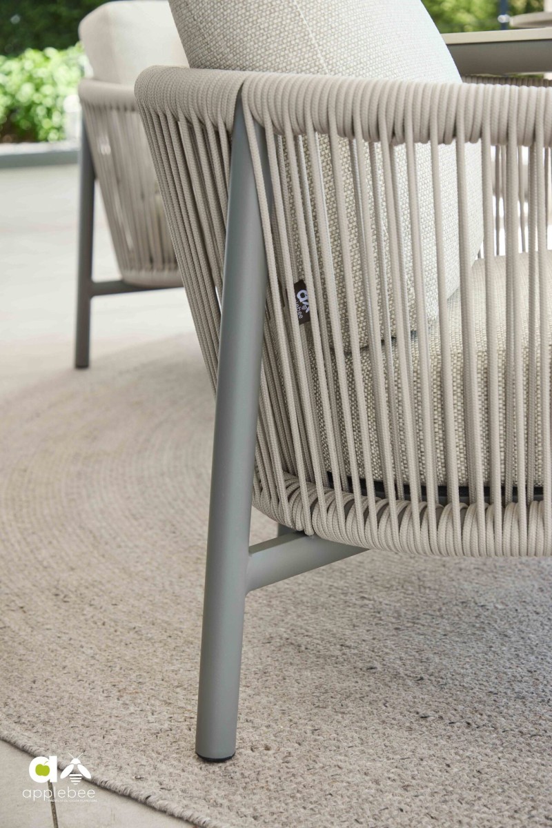 2026_Apple_Bee_Bora Bora_Taupe_LowDining_Amb_LRML-01.jpg