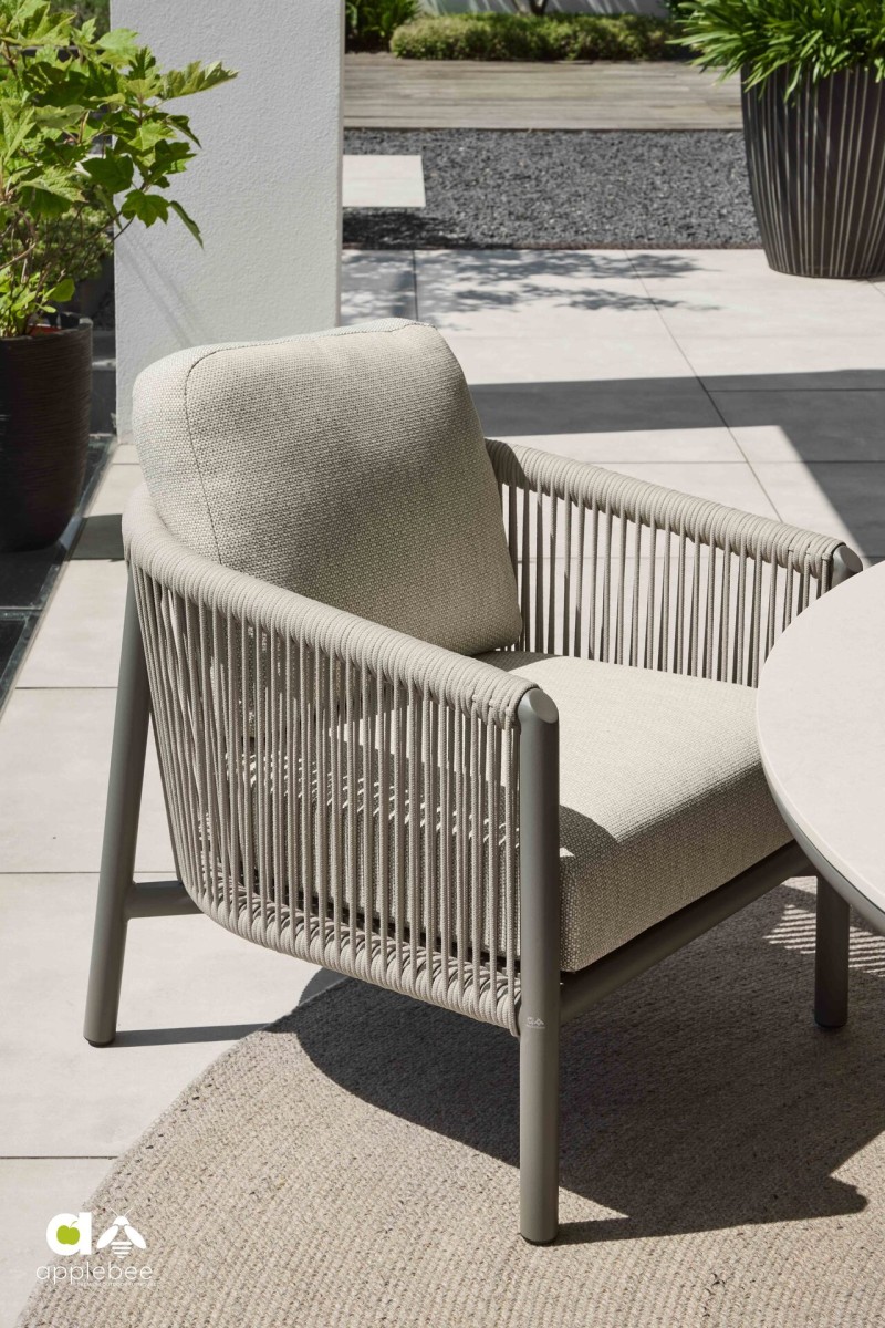 2026_Apple_Bee_Bora Bora_Taupe_LowDining_Amb_LRML-08.jpg