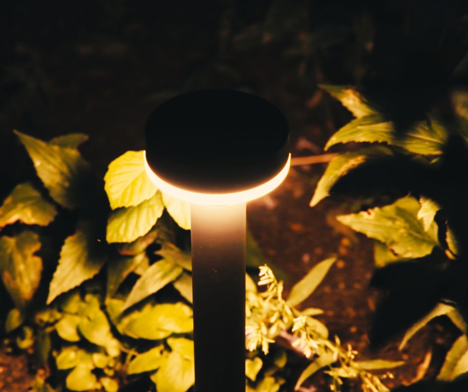 Solar Spike Light GUUS-2-940x788-c.jpg