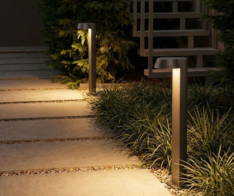 Solar Spike Light OLIVIA Images-4-940x788-c.jpg