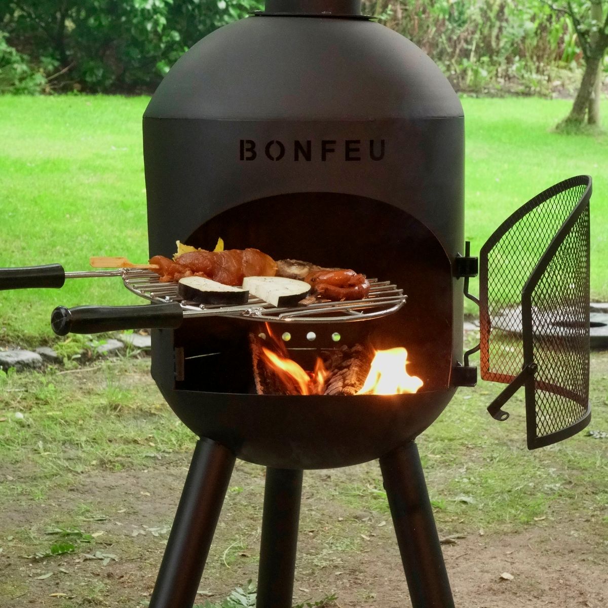 BonFeu Fireplace BonSolo Black-2-1200x1200-c.jpg